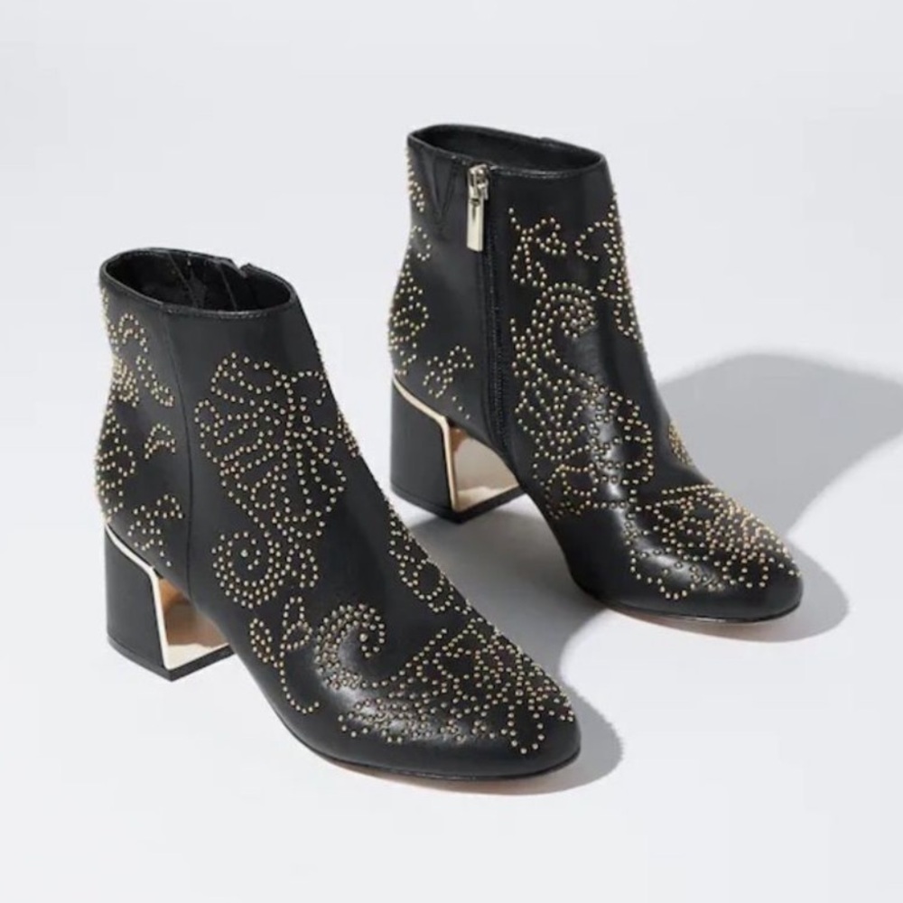 NIB‎ Chico’s Women’s Adele Floral Embellished Booties Block Heel Black Size 8.5